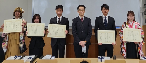 【学部】学科長表彰_掲示20230325.jpg